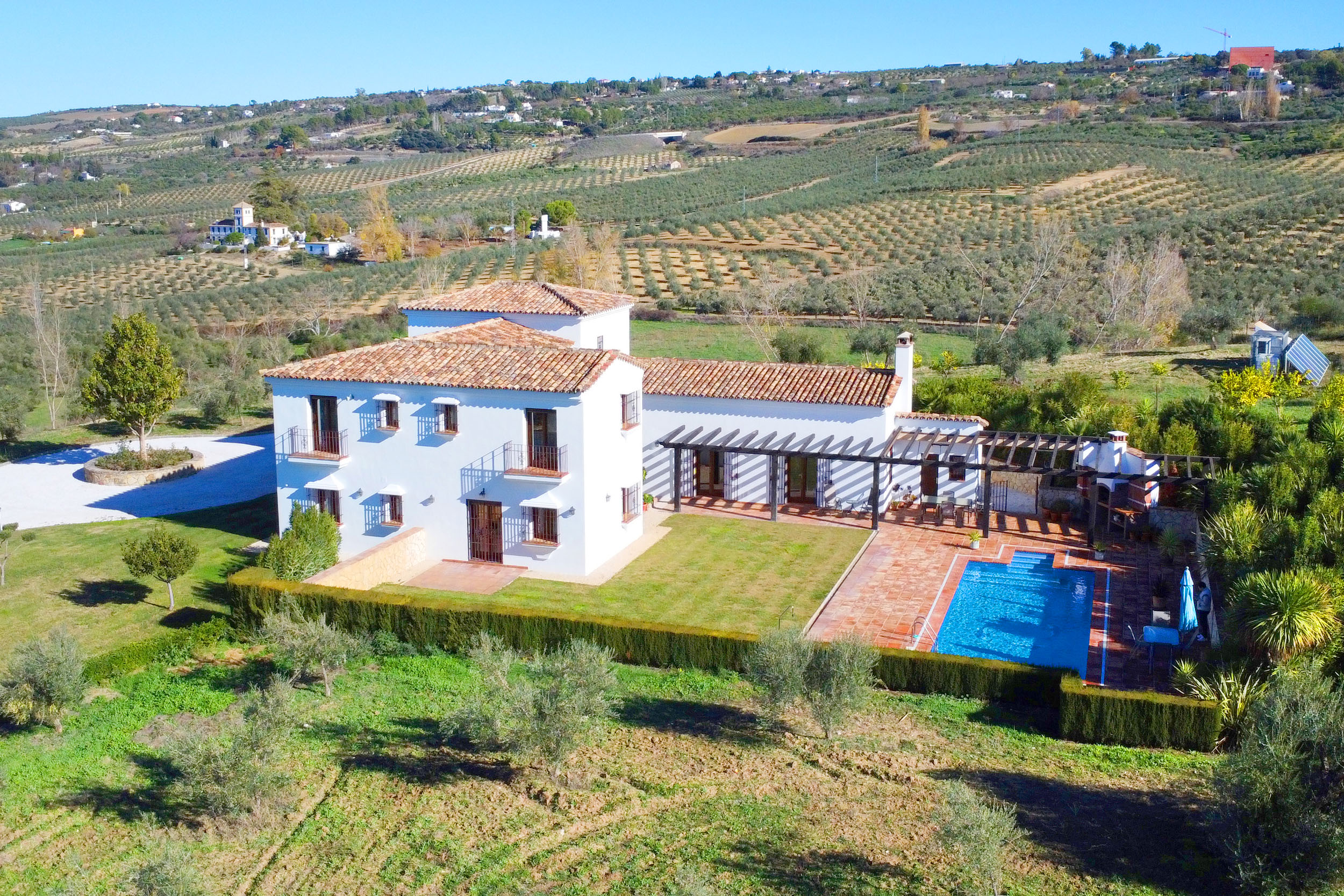 CLASSICAL ANDALUSIAN COUNTRY VILLA