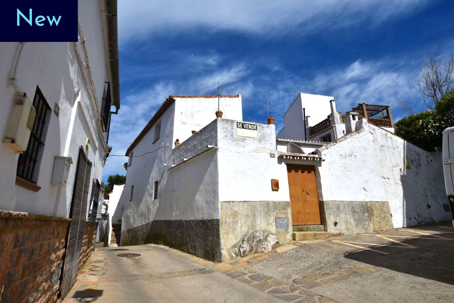 TRADITIONAL VILLAGE HOUSE ~ RIPE FOR RENOVATION