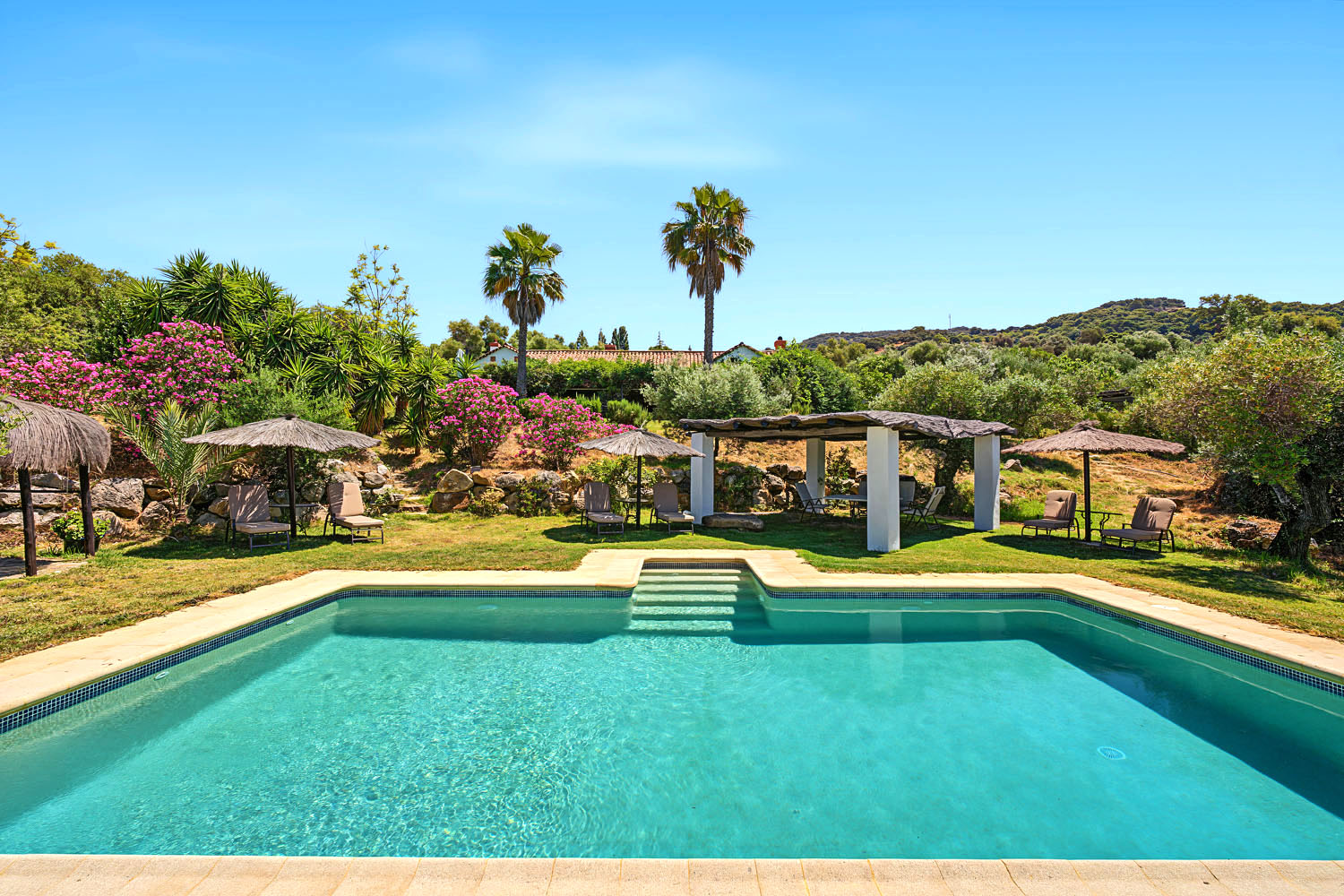 HIDDEN GEM NEAR GAUCÍN - ENCHANTING COUNTRY ESTATE